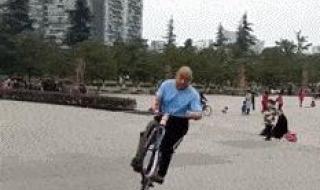 第一批回家过年的人